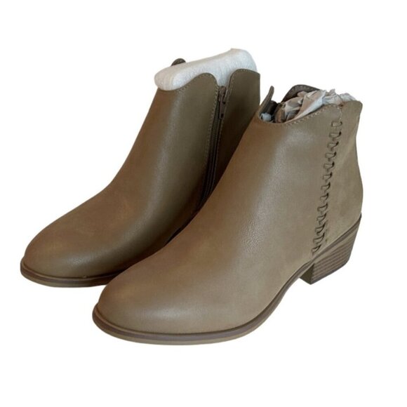 Mia Women's Jaice Heeled Ankle Bootie Taupe Size 7.5 NWT - Picture 8 of 8